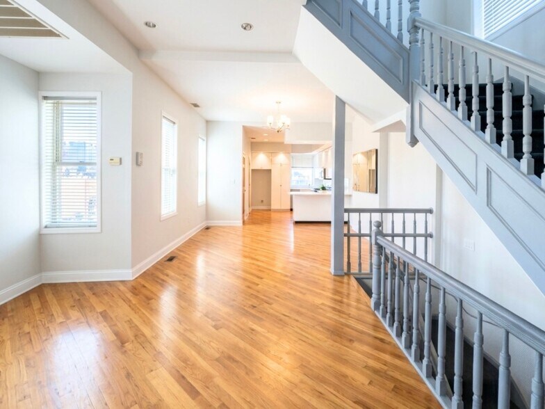 More Photos Of 2554 37th St, Astoria Apartments For Sale