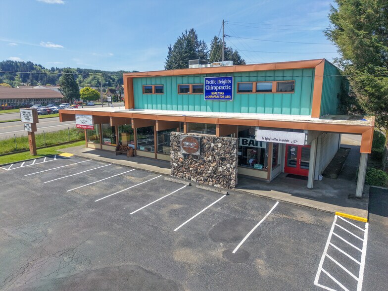 More Photos Of 2133 Winchester ave, Reedsport Freestanding For Sale