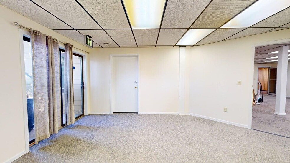 More Photos Of 1445 Avenue B, Billings Office For Sale