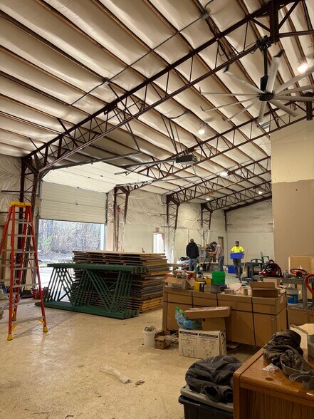 More Photos Of 6256 34th Ave NW, Rochester Warehouse For Sale