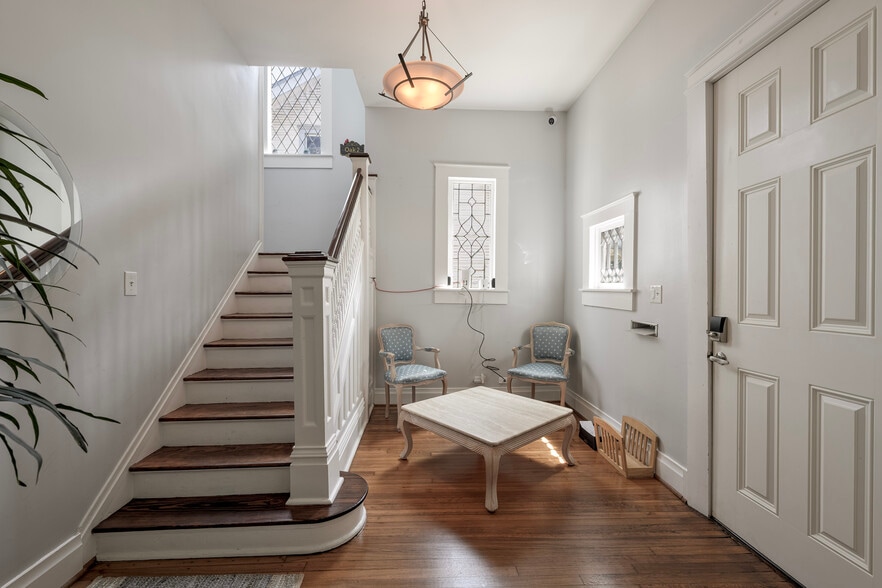 More Photos Of 3312 Crawford St, Houston Apartments For Sale