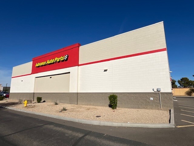 More Photos Of 5051 N 83rd Ave, Glendale Freestanding For Lease