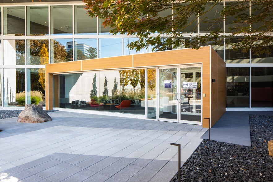 More Photos Of 4151 Ashford Dunwoody Rd NE, Atlanta Office For Lease