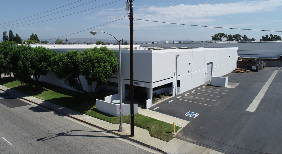 Primary Photo Of 11106 Shoemaker Ave, Santa Fe Springs Warehouse For Lease