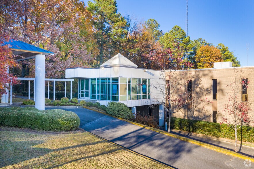 More Photos Of 301 Beacon Pky W, Birmingham Office For Lease