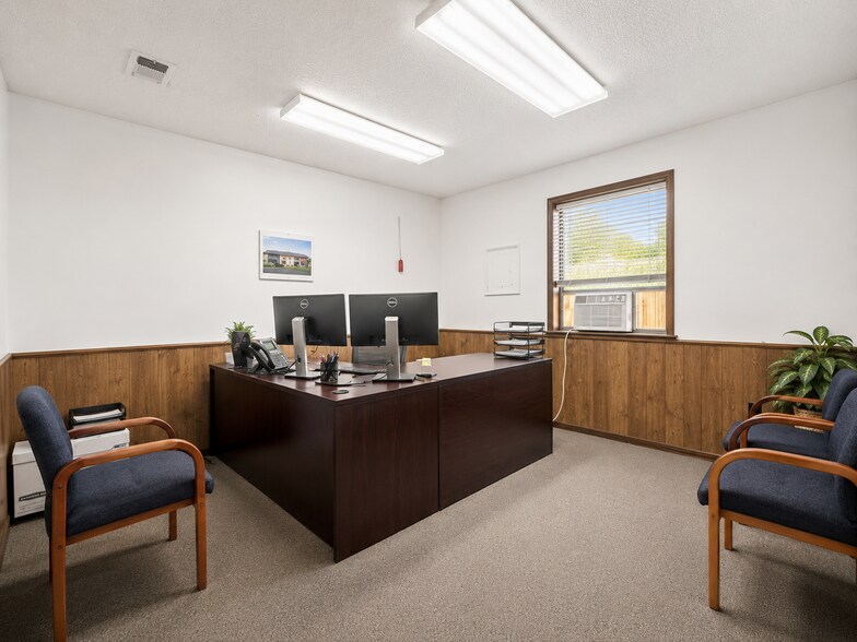More Photos Of 8523 US 271S Hwy, Powderly Light Distribution For Sale