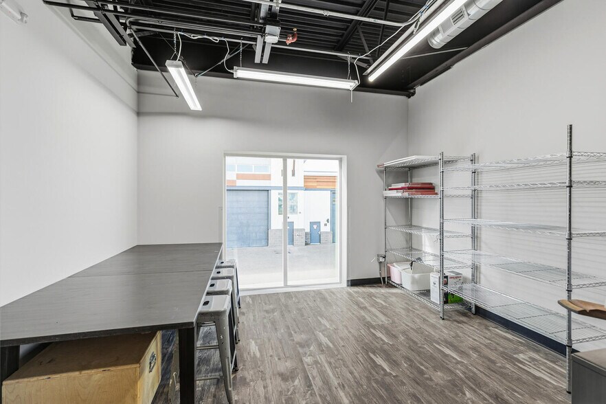 More Photos Of 18233 Lincoln Meadows Pky, Parker Self Storage For Sale