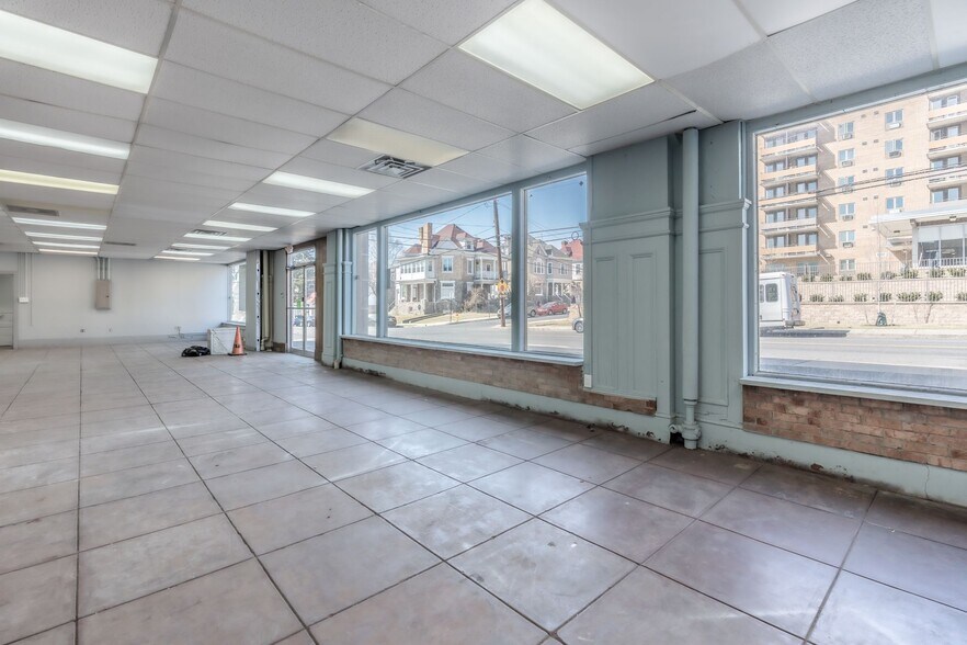 More Photos Of 1518 W Walnut St, Allentown Light Distribution For Lease