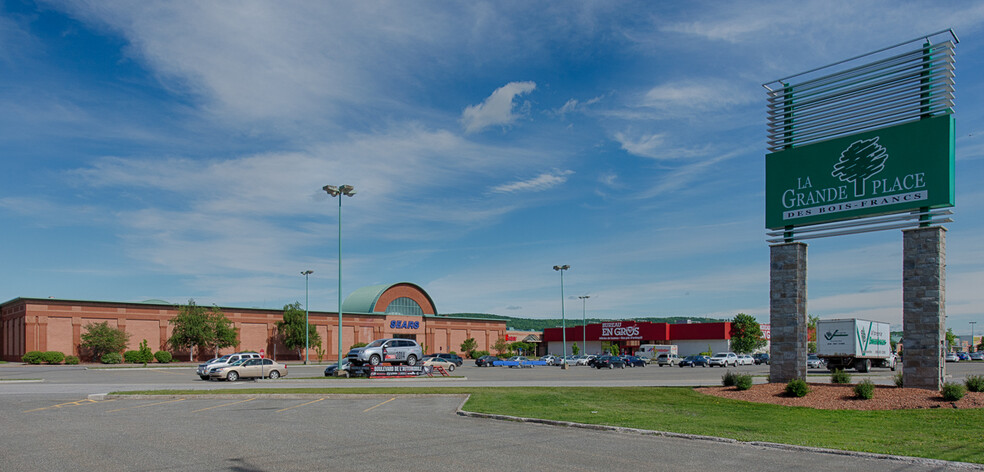 Primary Photo Of 1111 Boulevard Jutras E, Victoriaville General Retail For Lease