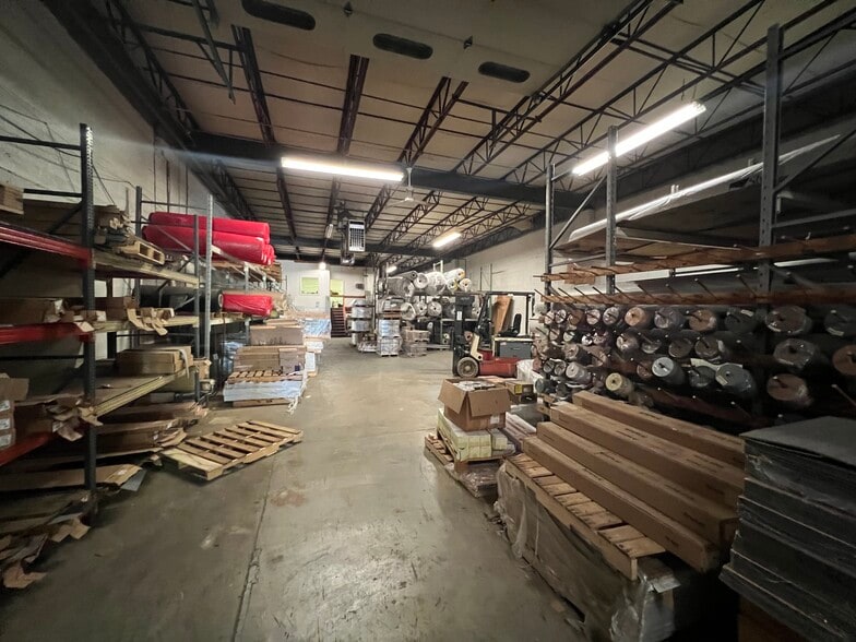 More Photos Of 6940 State Rd, Philadelphia Flex For Sale