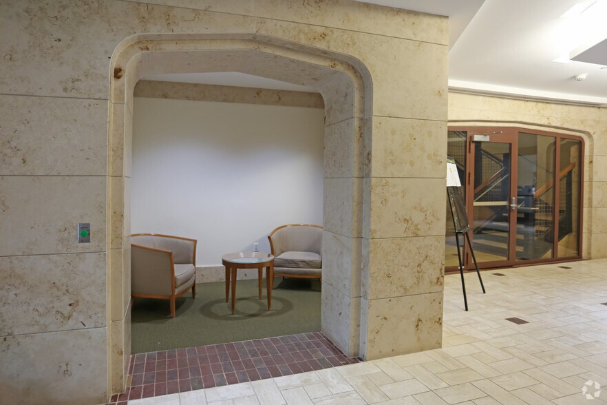 More Photos Of 501 Franklin Ave, Garden City Office For Lease