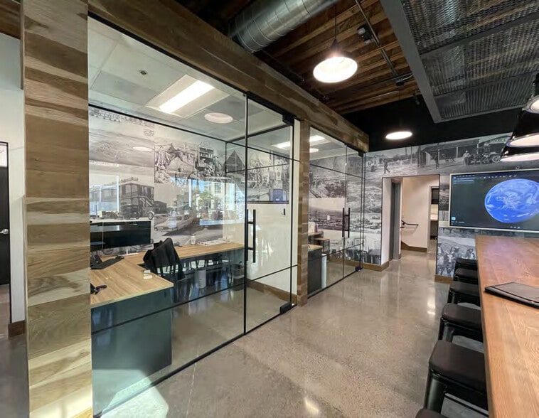 More Photos Of 27313 Via Industria, Temecula Light Distribution For Sale