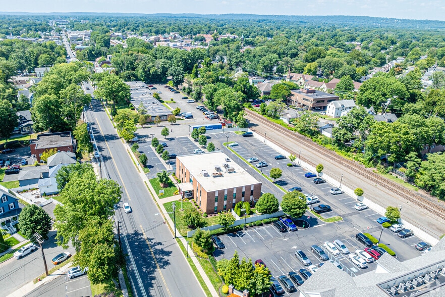More Photos Of 511 South Ave E, Cranford Office For Sale
