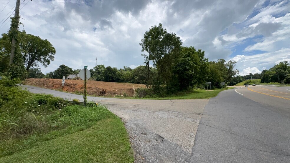 More Photos Of I-40 Exit 415, Dandridge Land For Lease