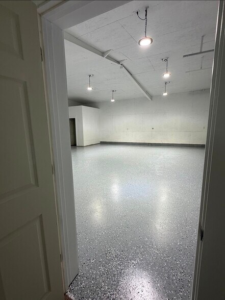 More Photos Of 115 Hill St SE, Cleveland Warehouse For Lease
