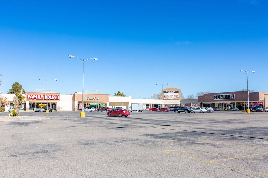 More Photos Of 164 Caldwell Ave, Belen Unknown For Lease