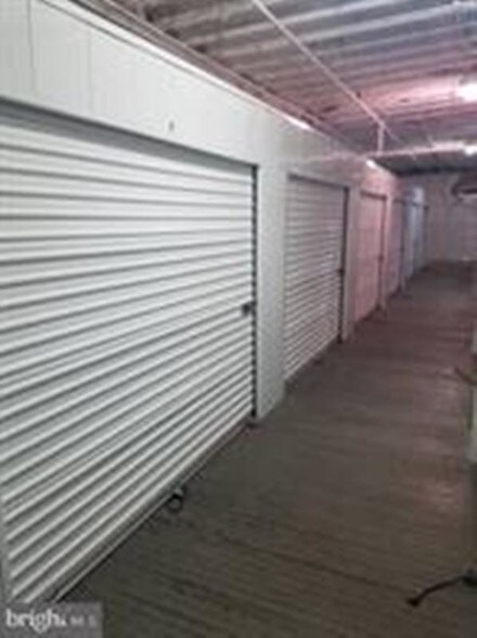 More Photos Of 113 E Chestnut St, Souderton Self Storage For Sale