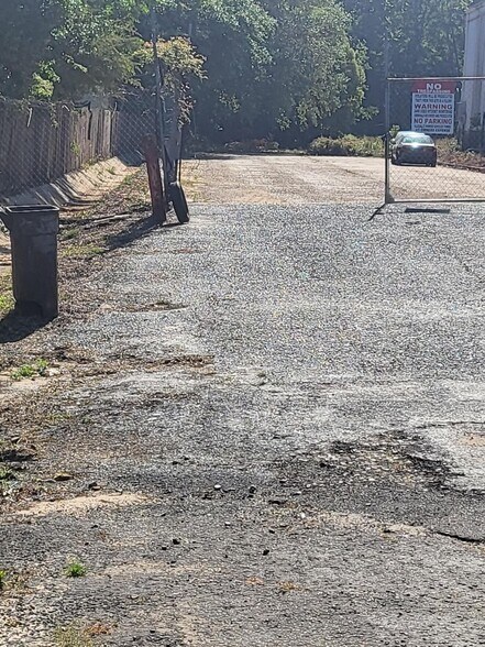 More Photos Of 3957 Dauphin Island Pky, Mobile Warehouse For Lease