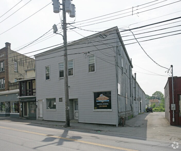 Primary Photo Of 130 Wickham Ave, Middletown Flex For Lease