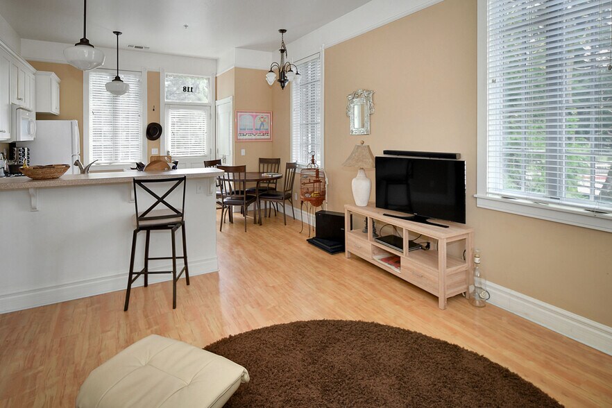 More Photos Of 100 Union St, Nevada City Office For Sale