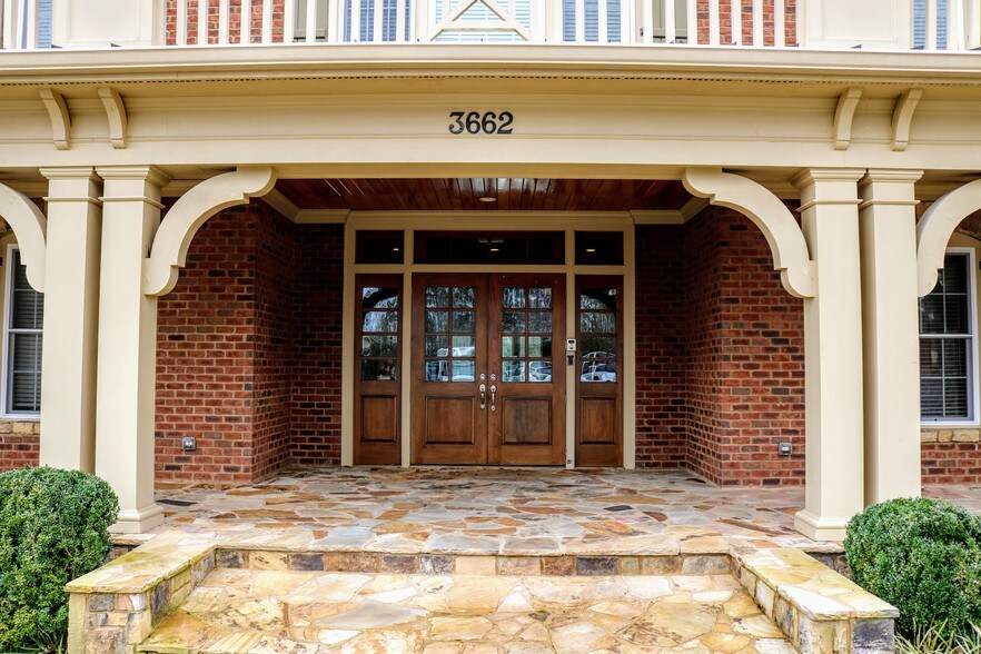 More Photos Of 3662 Cedarcrest Rd, Acworth Medical For Lease