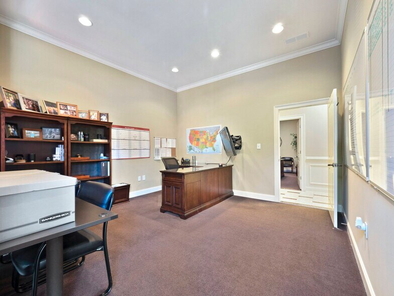 More Photos Of 5224 Palmero Ct, Buford Flex For Sale