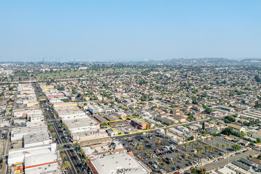 More Photos Of 753-759 S Fetterly Ave, Los Angeles Storefront Retail Office For Sale