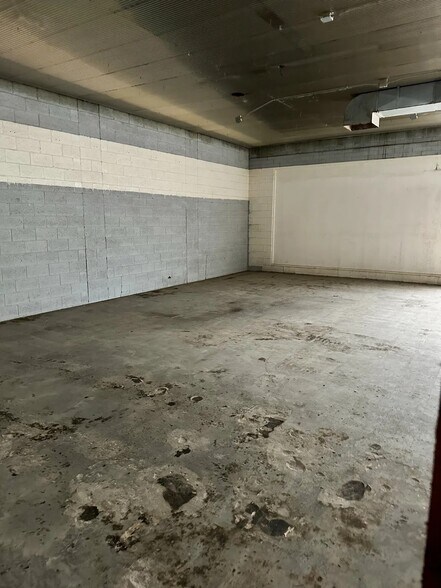 More Photos Of 403 W Central Ave, Coolidge Storefront For Lease