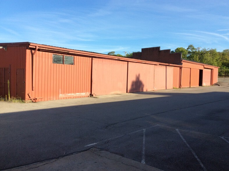 More Photos Of 2314 Clifton Ave, Nashville Warehouse For Lease
