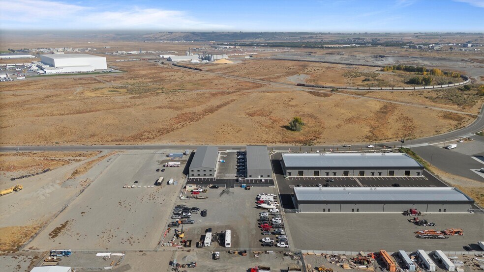 More Photos Of 2517 Logan St, Richland Service For Sale