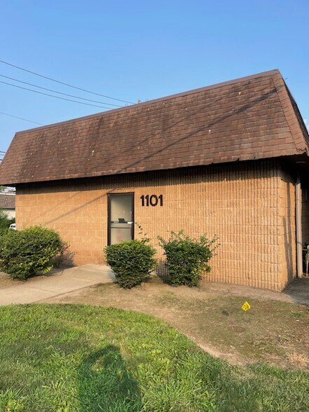 More Photos Of 1101 Raritan Rd, Clark Medical For Sale