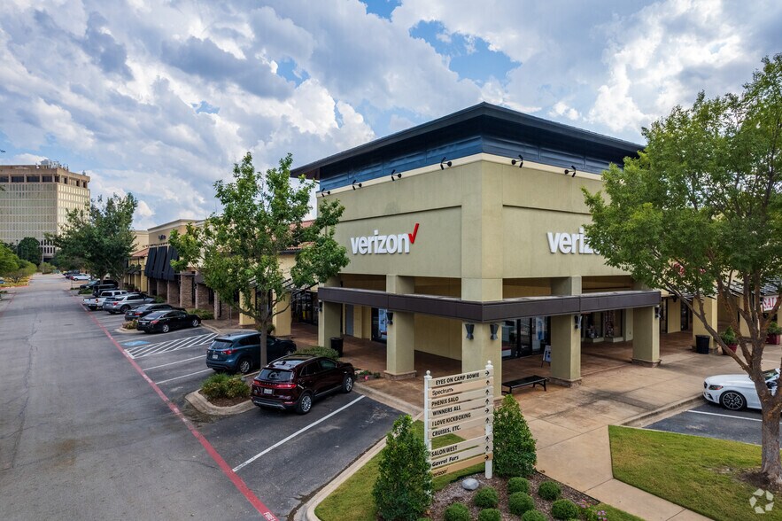 More Photos Of 6333 Camp Bowie Blvd, Fort Worth General Retail For Lease