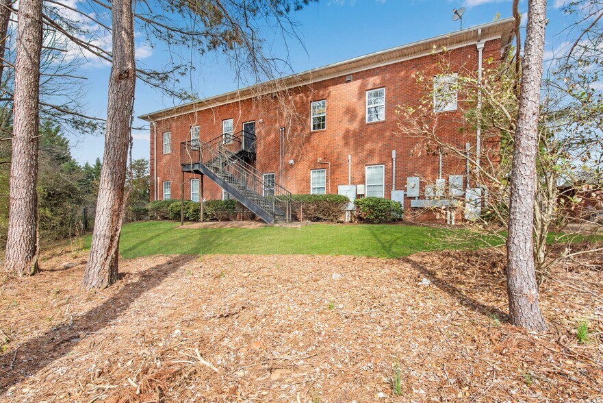 More Photos Of 3475 Dallas Hwy, Marietta Office For Lease
