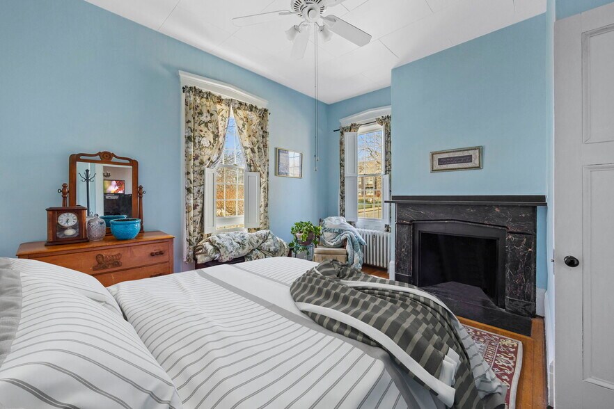 More Photos Of 76 Cottage St, New Bedford Multifamily For Sale