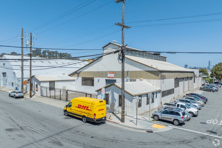 More Photos Of 1000 25th St, San Francisco Warehouse For Lease