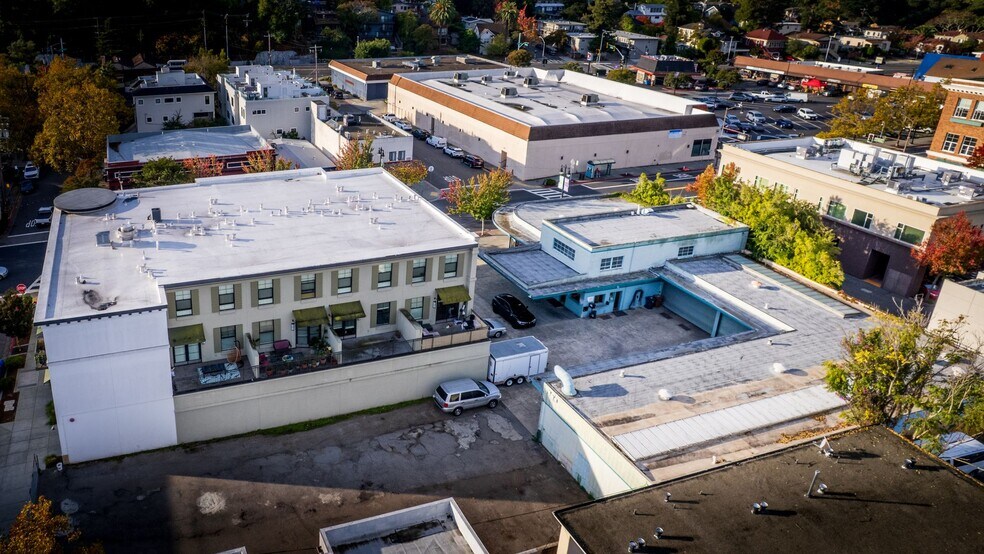 More Photos Of 1714 4th St, San Rafael Storefront Retail Residential For Sale