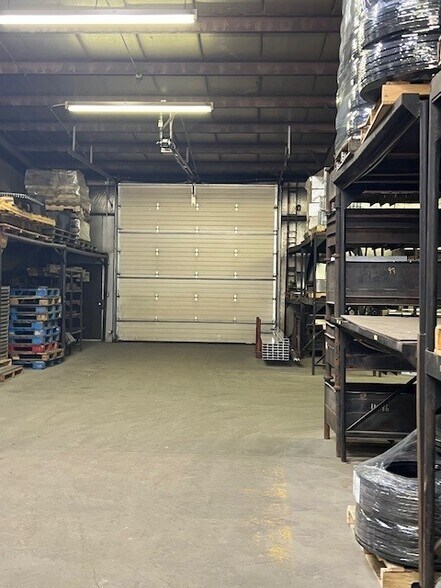 More Photos Of 101 E Chestnut St, Chilton Industrial For Sale