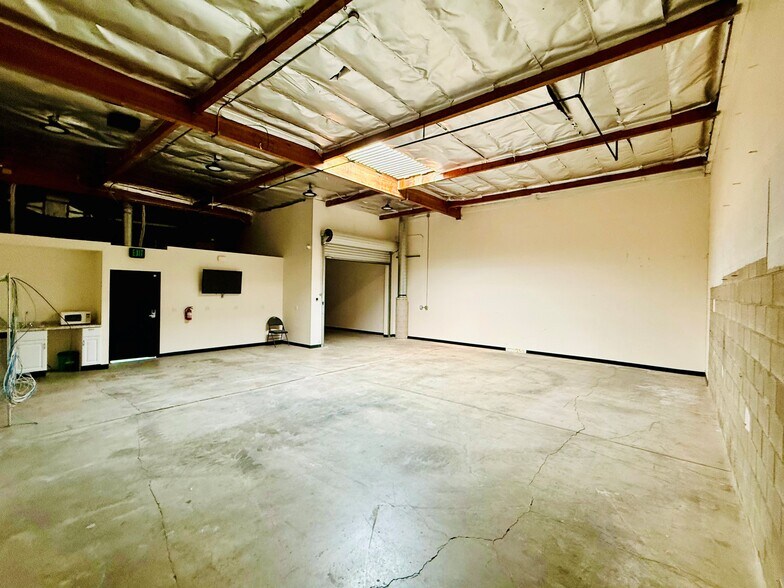 More Photos Of 930 Huber St, Grover Beach Warehouse For Sale