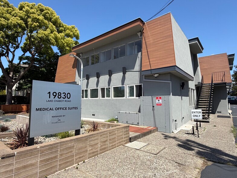 Primary Photo Of 19830 Lake Chabot Rd, Castro Valley Medical For Lease