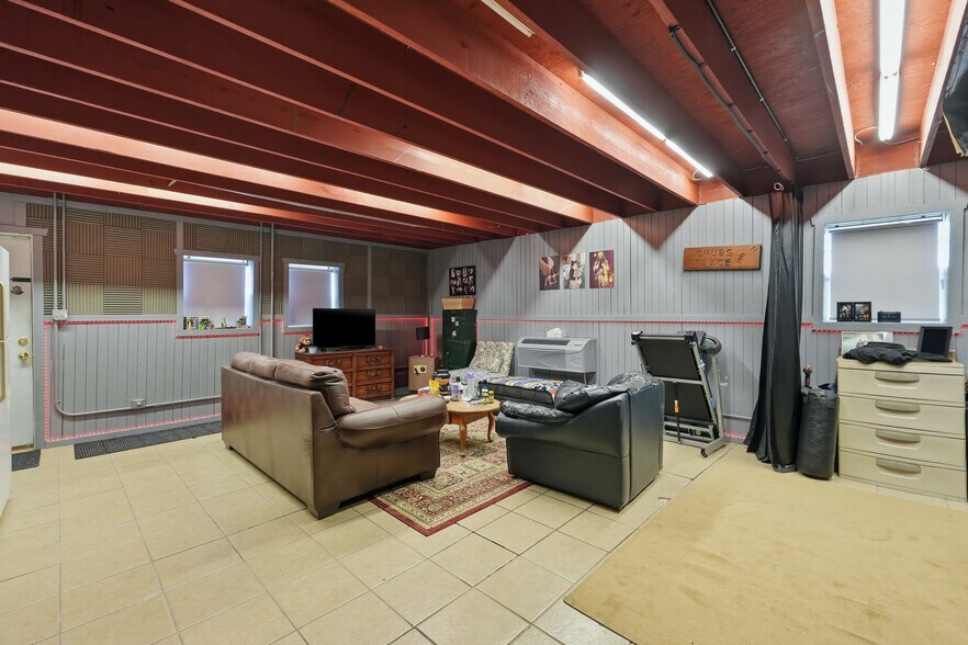 More Photos Of 100 S Old State Road 15, Leesburg Restaurant For Sale