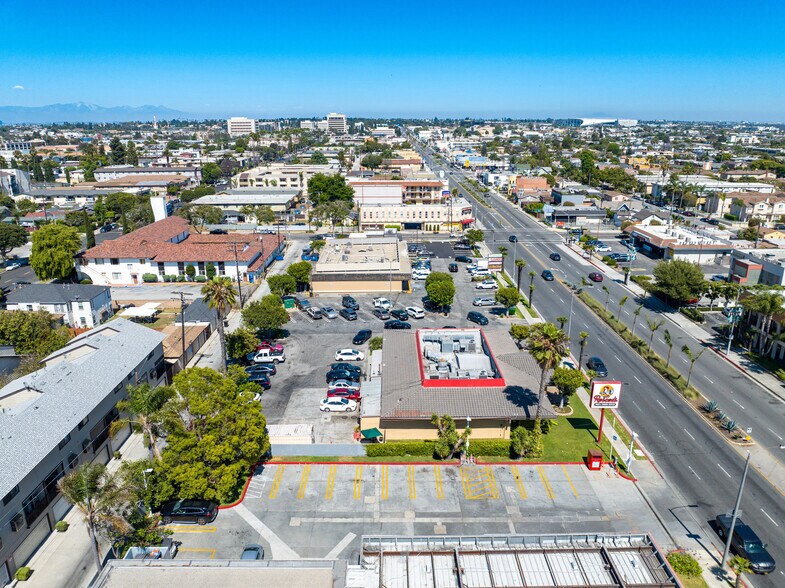 More Photos Of 605-619 W Manchester Blvd, Inglewood Unknown For Lease