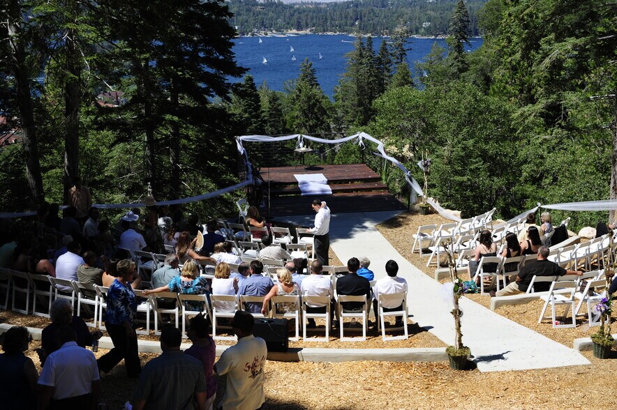 More Photos Of 365 Mittry Ln, Lake Arrowhead Lodge Meeting Hall For Sale