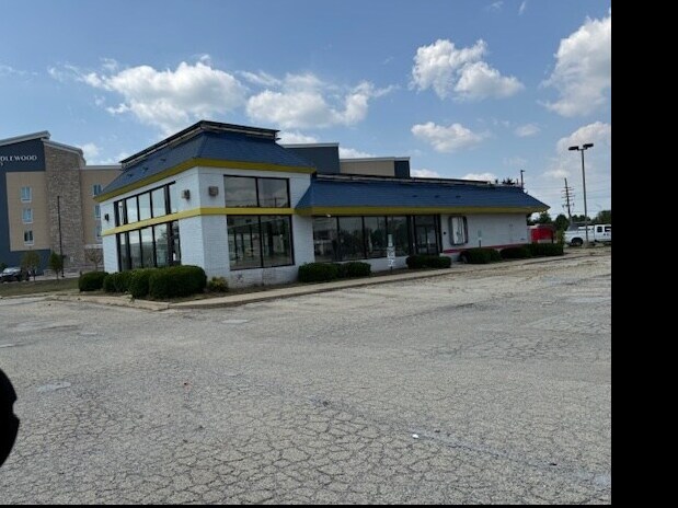 More Photos Of 2625 Rock Creek Blvd, Joliet Fast Food For Sale