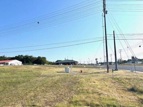 More Photos Of 900 South Ellington Parkway, Lewisburg Land For Sale