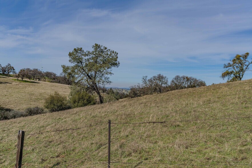 More Photos Of Old Highway 49, Sutter Creek Land For Sale