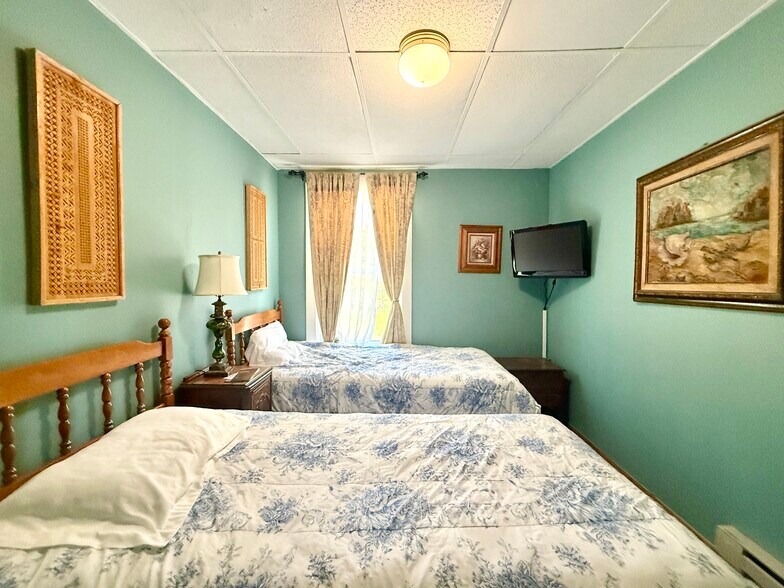 More Photos Of 5085 Route 23A, Haines Falls Flex For Sale