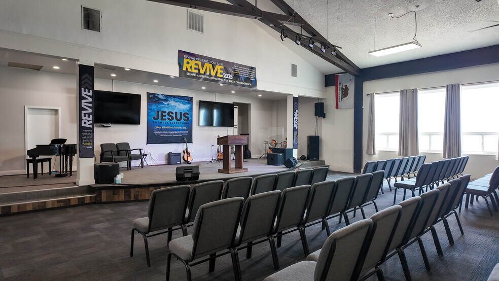 More Photos Of 11984 Santa Fe Ave, Lynwood Specialty For Sale