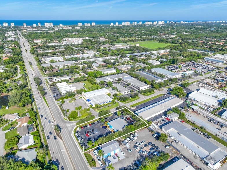 Primary Photo Of 1701 Pine Ridge Rd, Naples Auto Dealership For Sale
