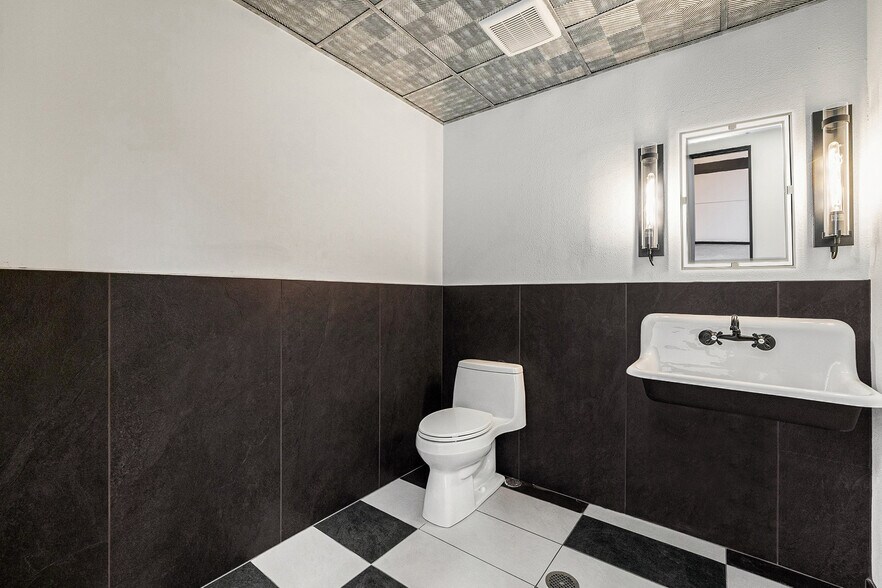 More Photos Of 13201 W 43rd Dr, Golden Warehouse For Lease