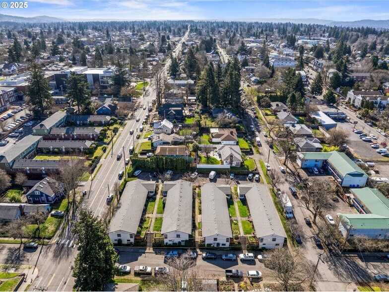 More Photos Of 5104-5132 SE Clinton St, Portland Apartments For Sale
